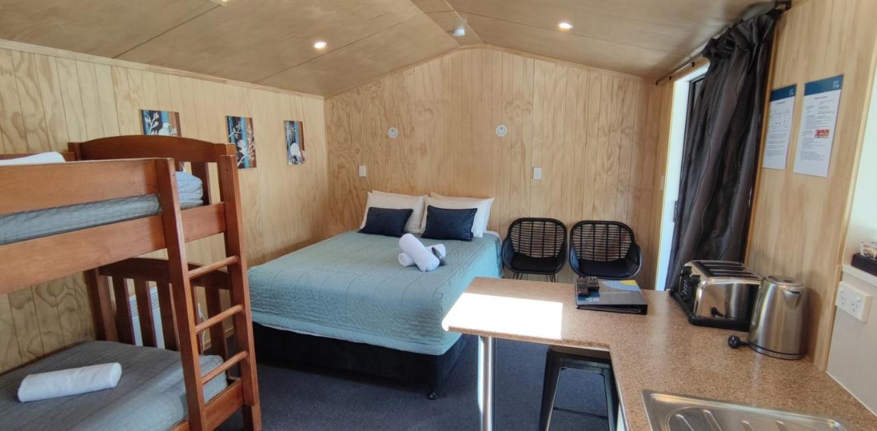Queenstown Top 10 Holiday Park Екстер'єр фото