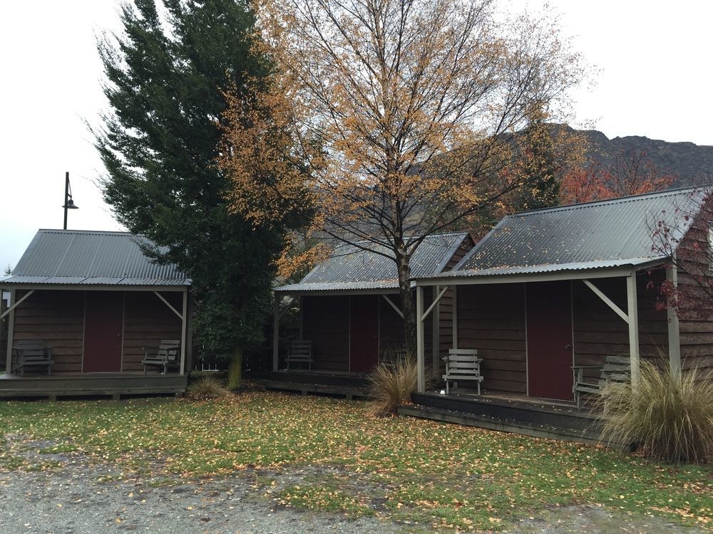 Queenstown Top 10 Holiday Park Екстер'єр фото