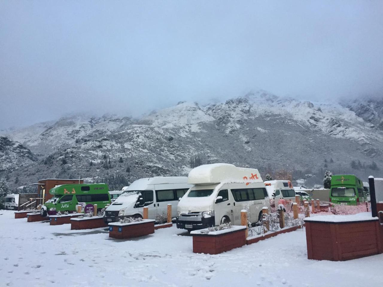 Queenstown Top 10 Holiday Park Екстер'єр фото